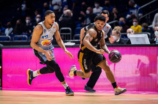 表现仍令人 表现仍令人