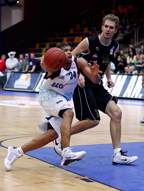 通过连续的 通过连续的