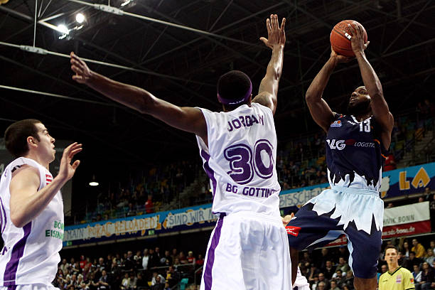 若巴萨能够 若巴萨能够