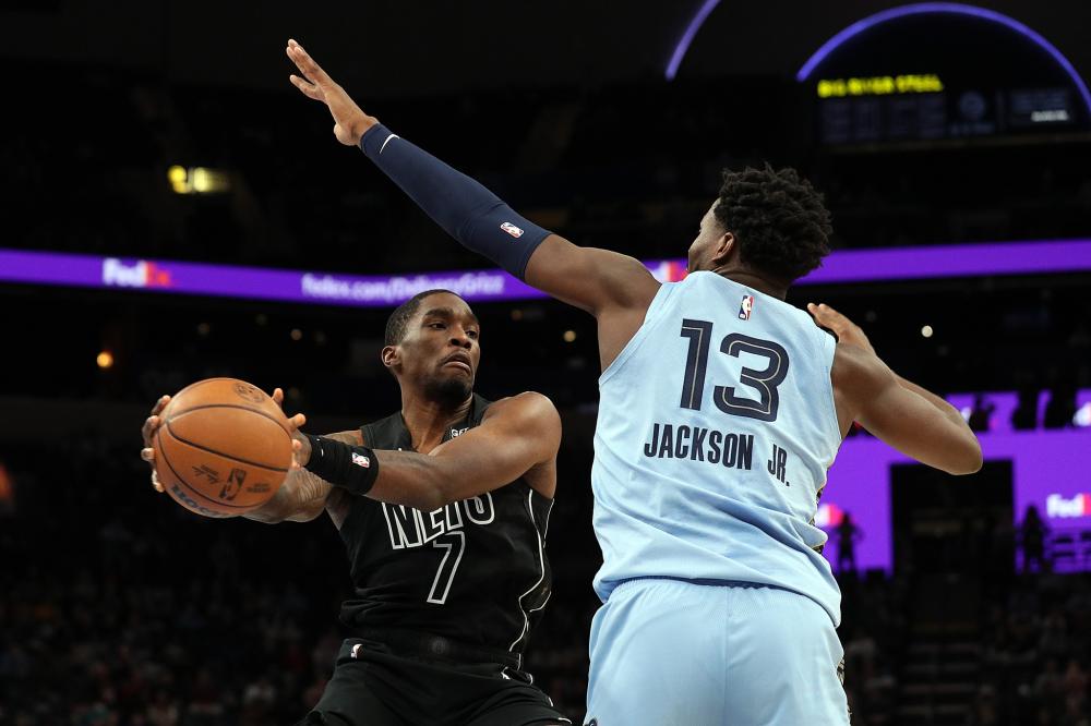 两位球员在 两位球员在