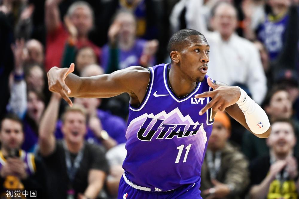 现担任守门 现担任守门